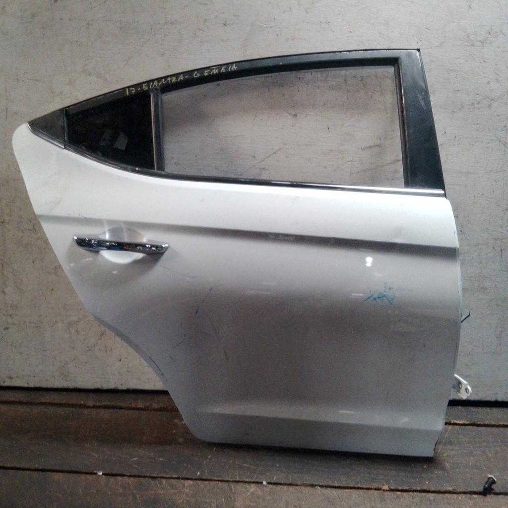 PUERTA TRH ELANTRA 17