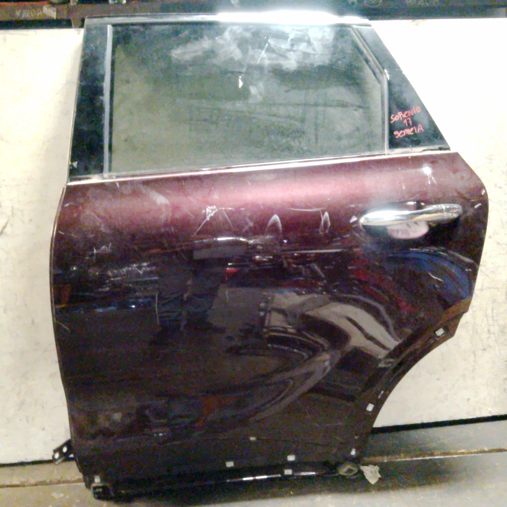 PUERTA TLH SORENTO 17