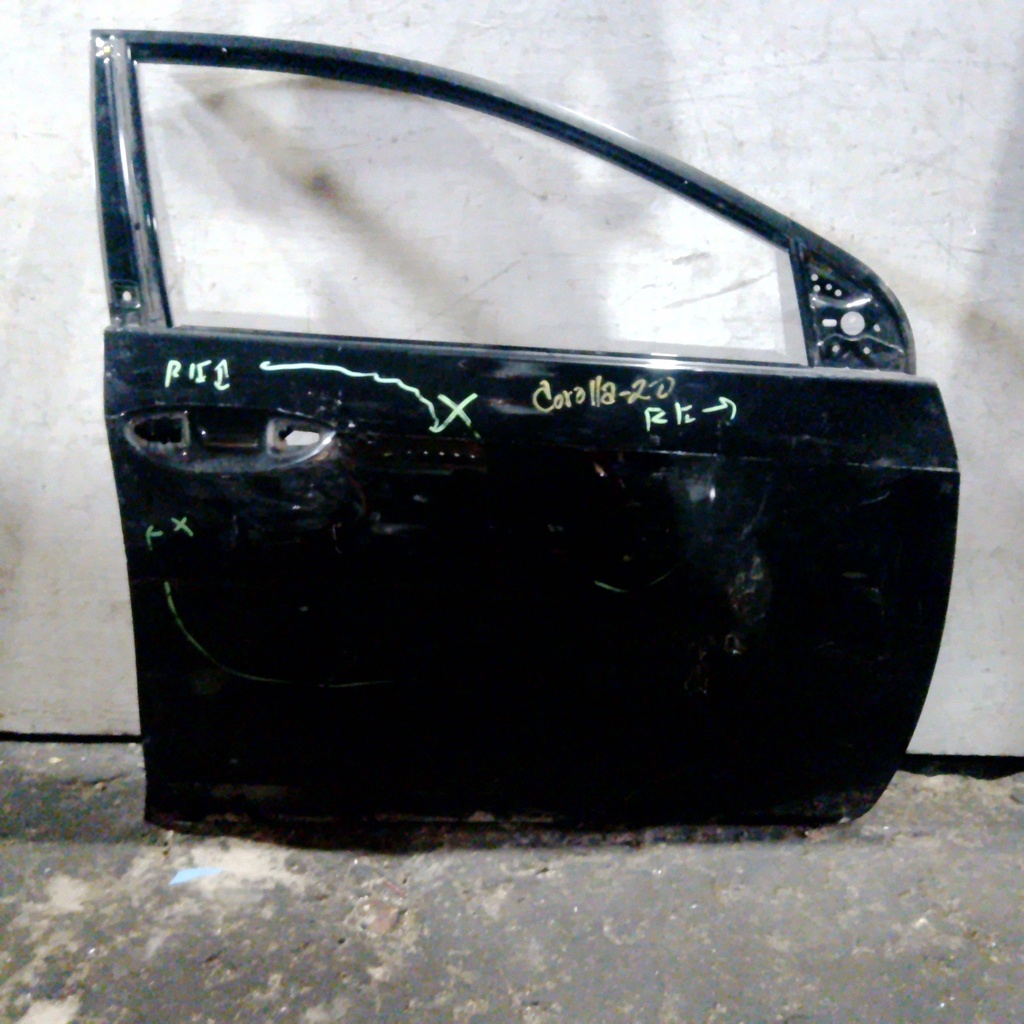 PUERTA DRH COROLLA 20-24