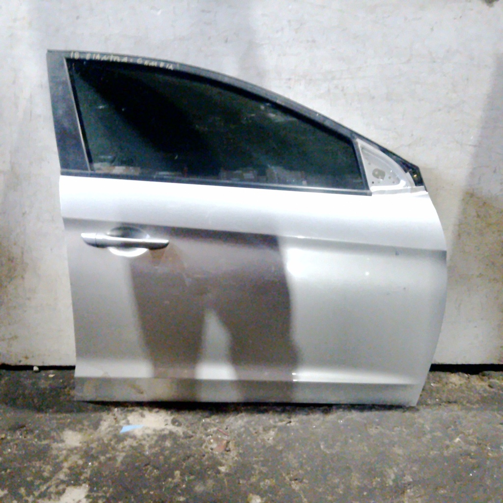 PUERTA DRH ELANTRA 17-18