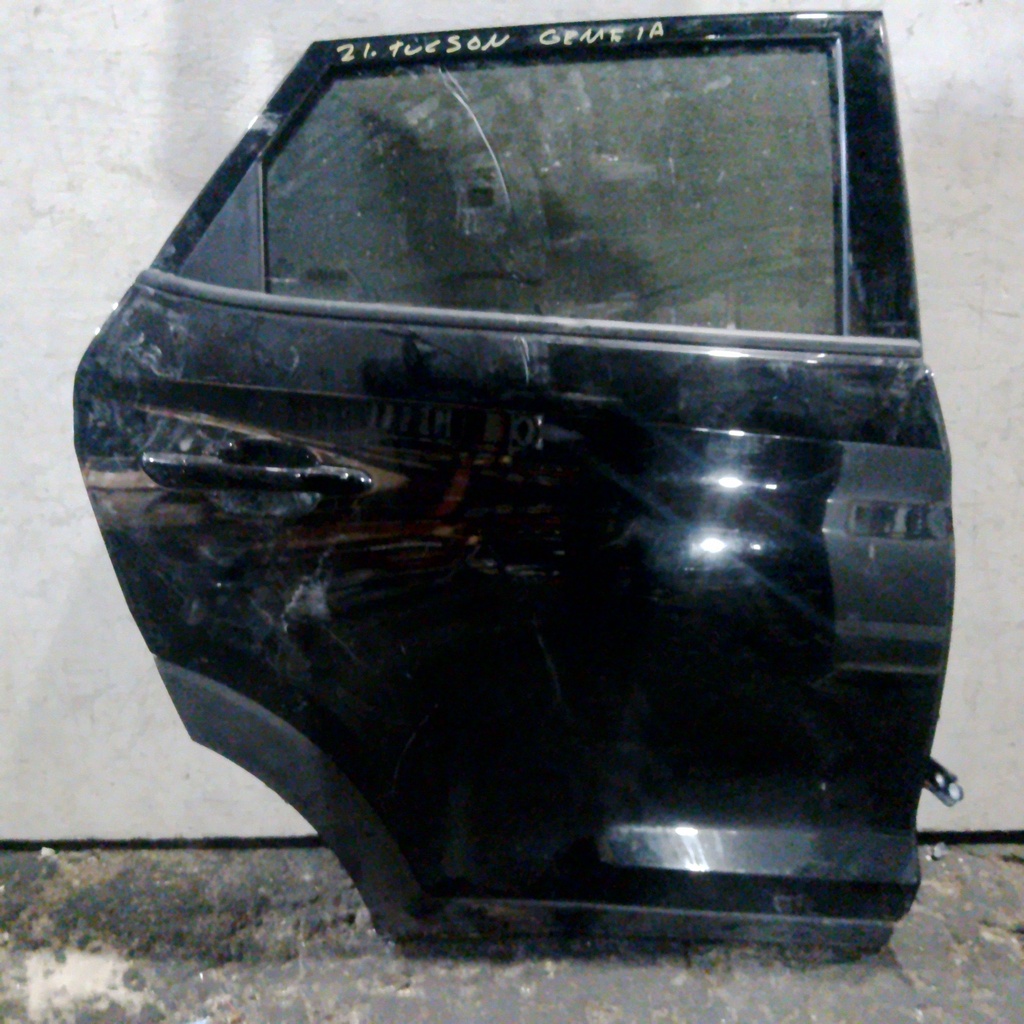 PUERTA TRH TUCSON 21