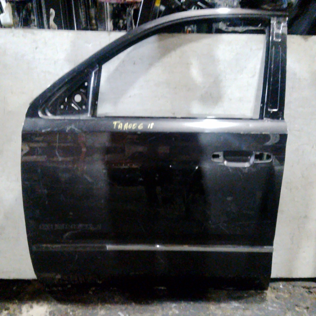 PUERTA DLH YUKON DENALI 18