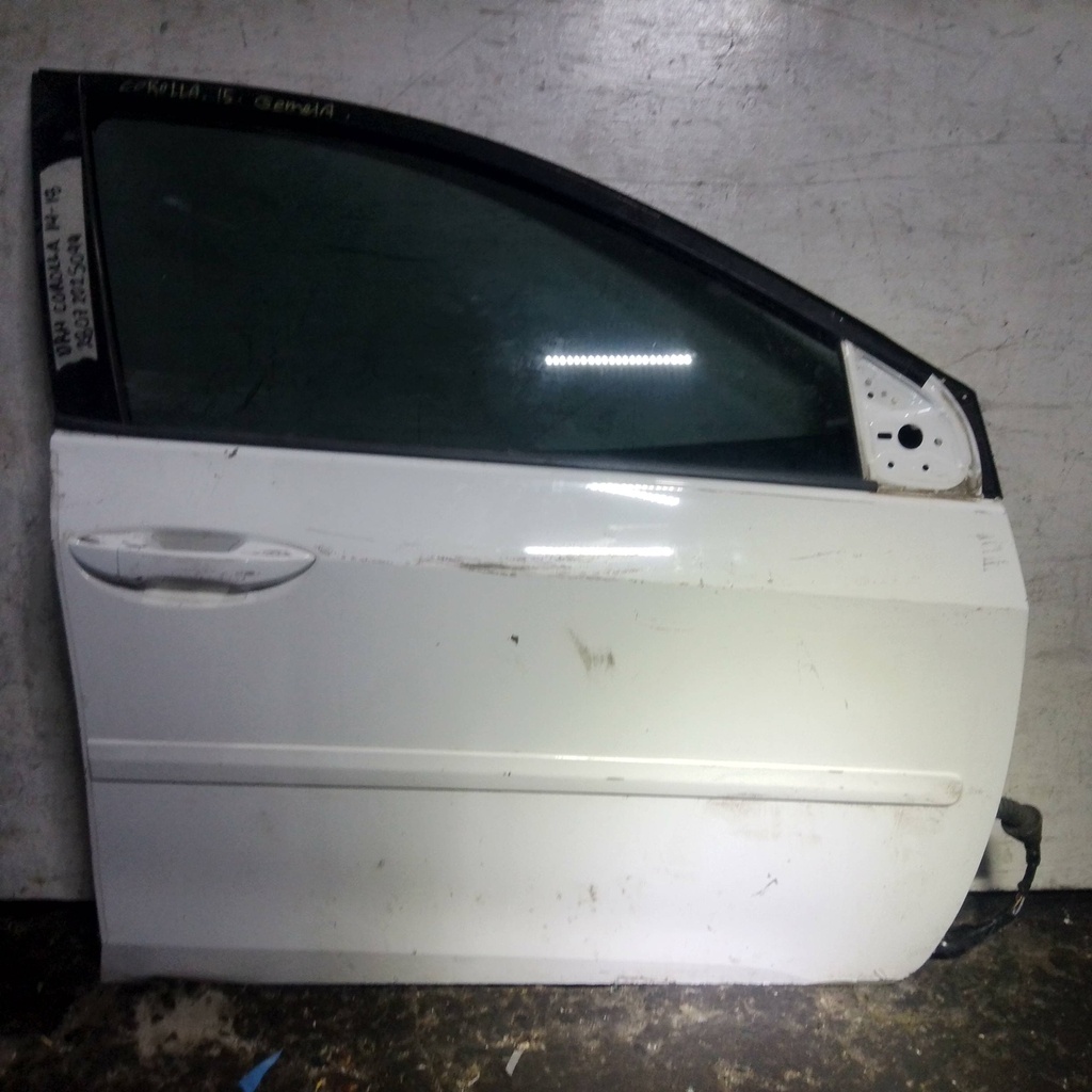 PUERTA DRH COROLLA 14-18