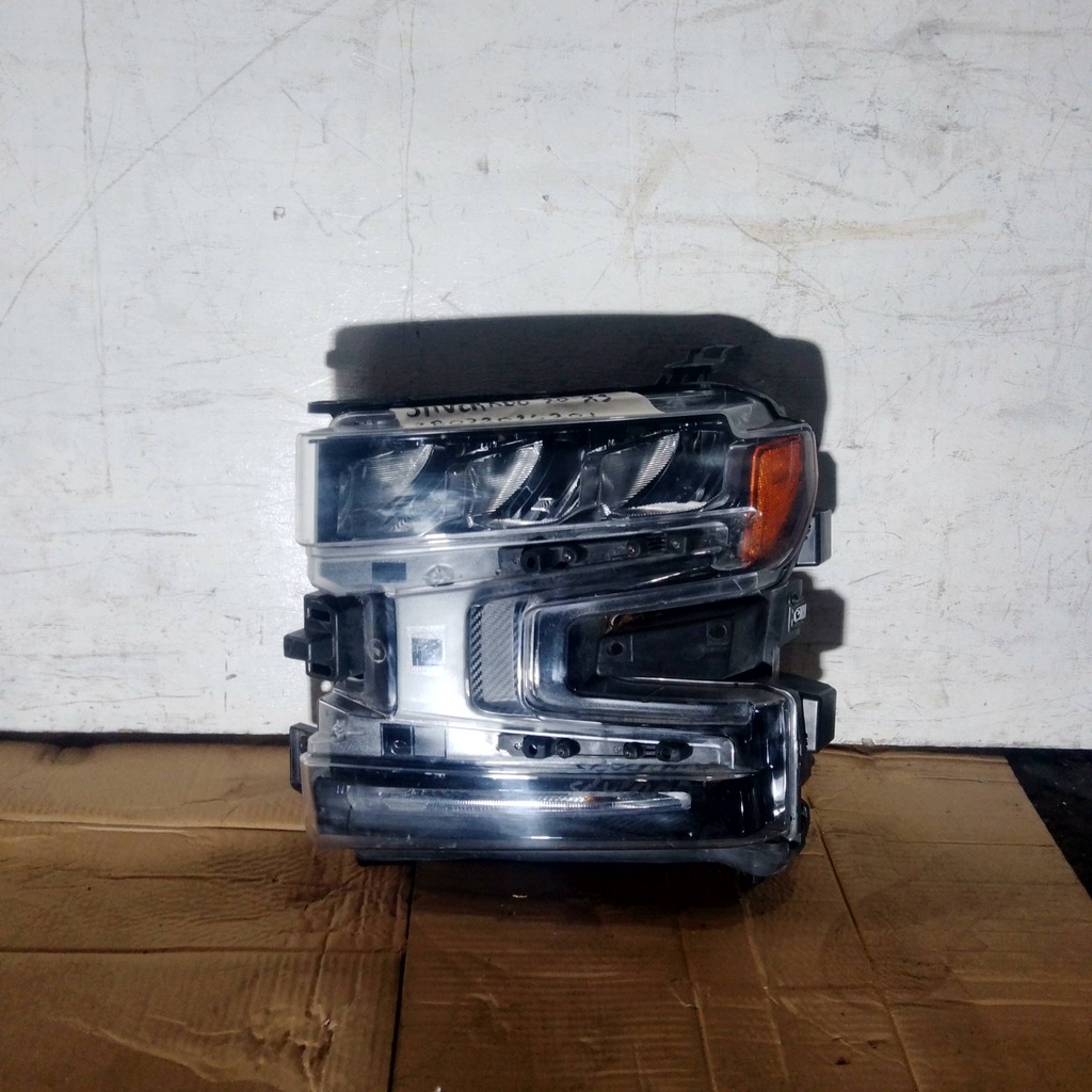 FARO LH SILVERADO 20-23