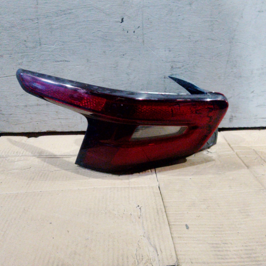 STOP LH TRAX 24