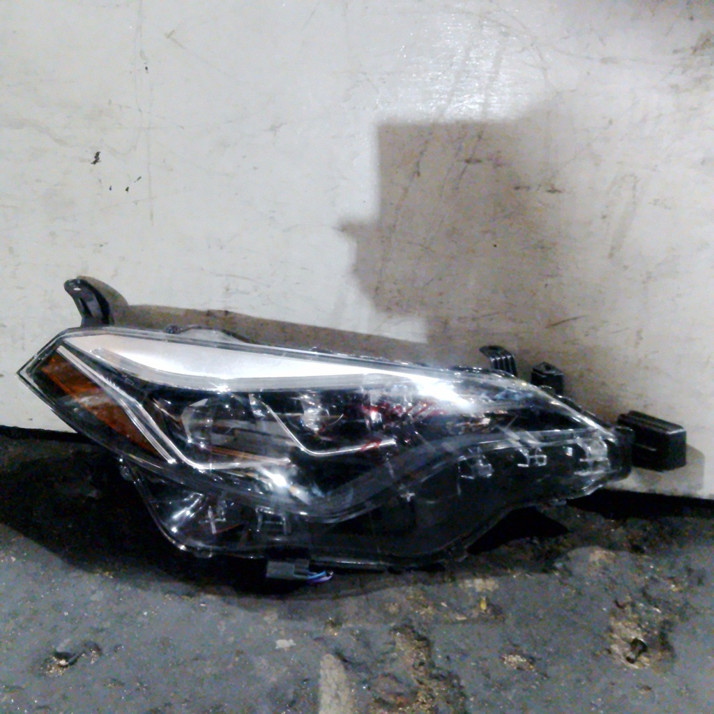 FARO RH COROLLA 2019