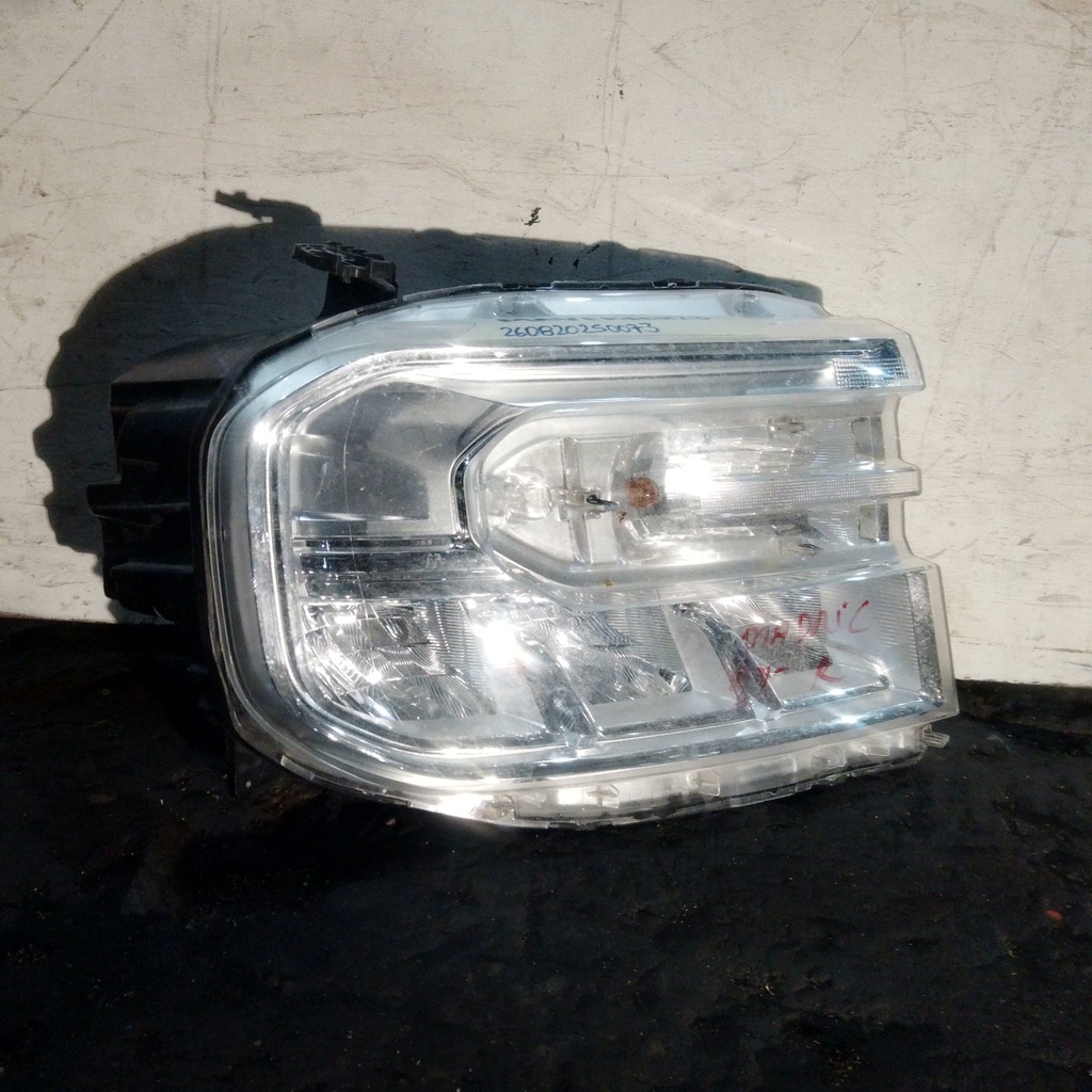 FARO RH FORD MAVERIK 23