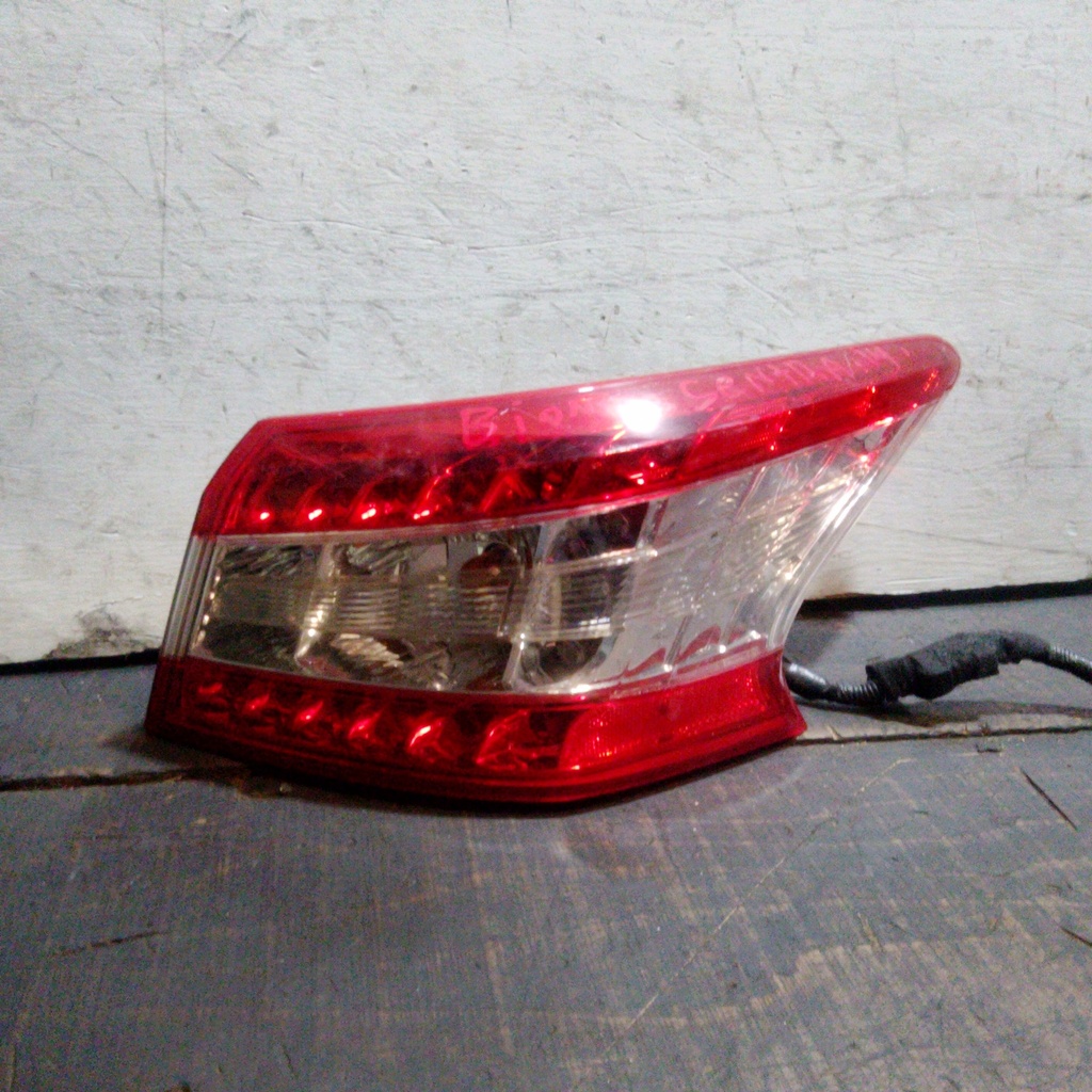 STOP RH SENTRA 14