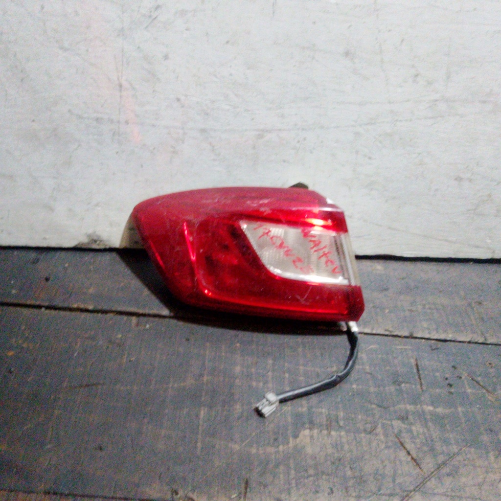STOP LH CRUZE 17