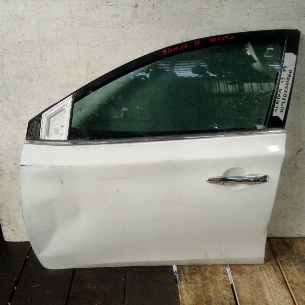 PUERTA LH SENTRA 13-19
