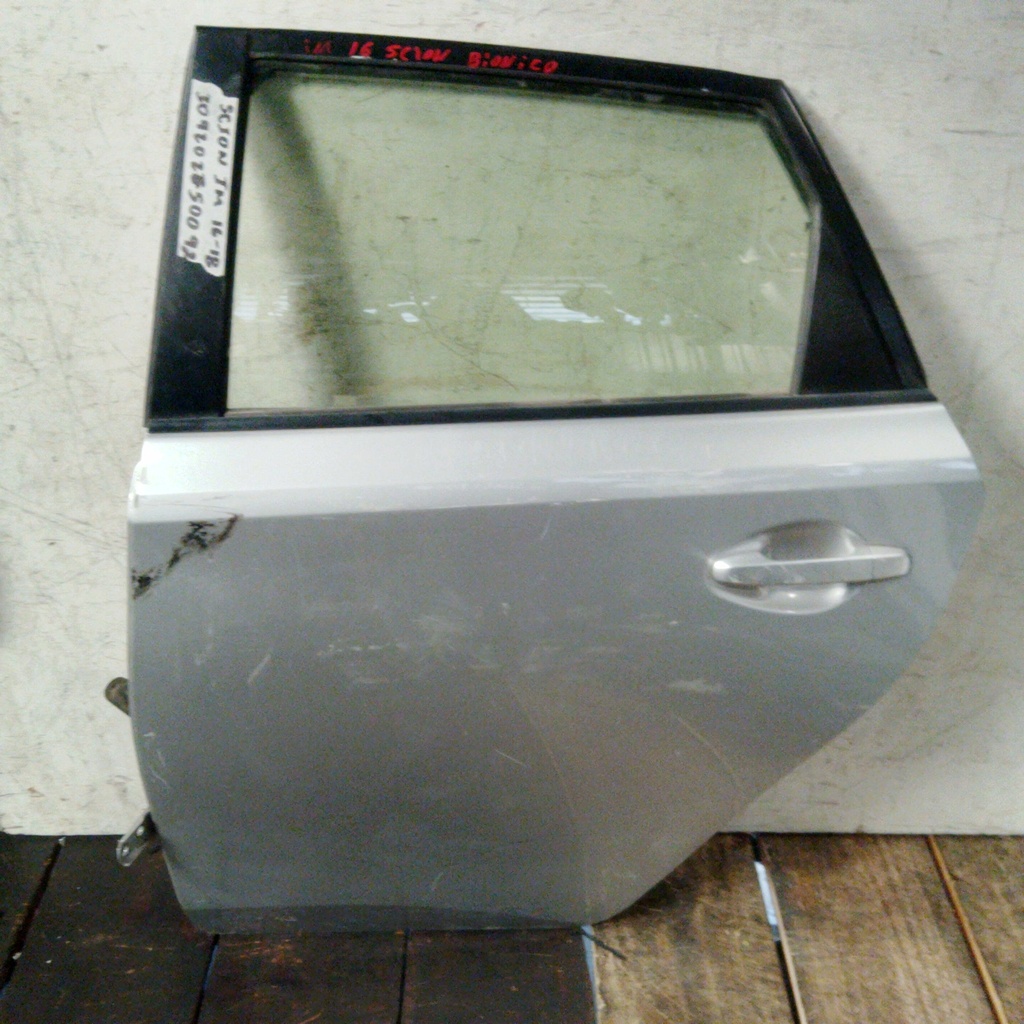 PUERTA TLH SCION IM 16 -18