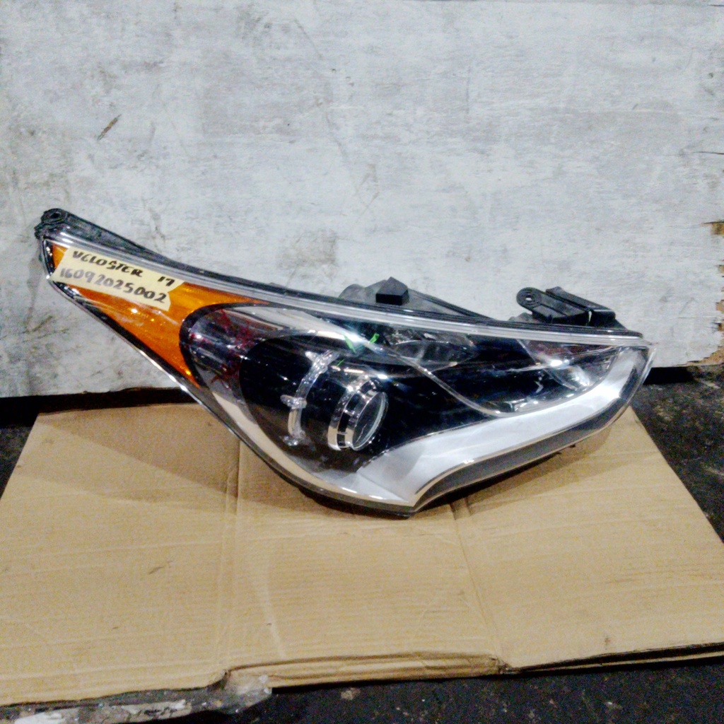 FARO RH VELOSTER 2017