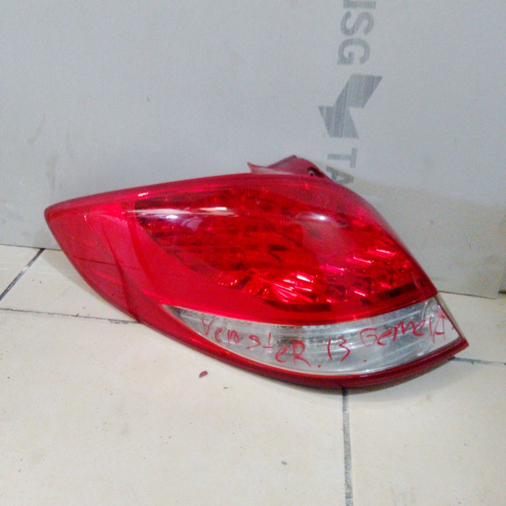 STOP LH VELOSTER 13
