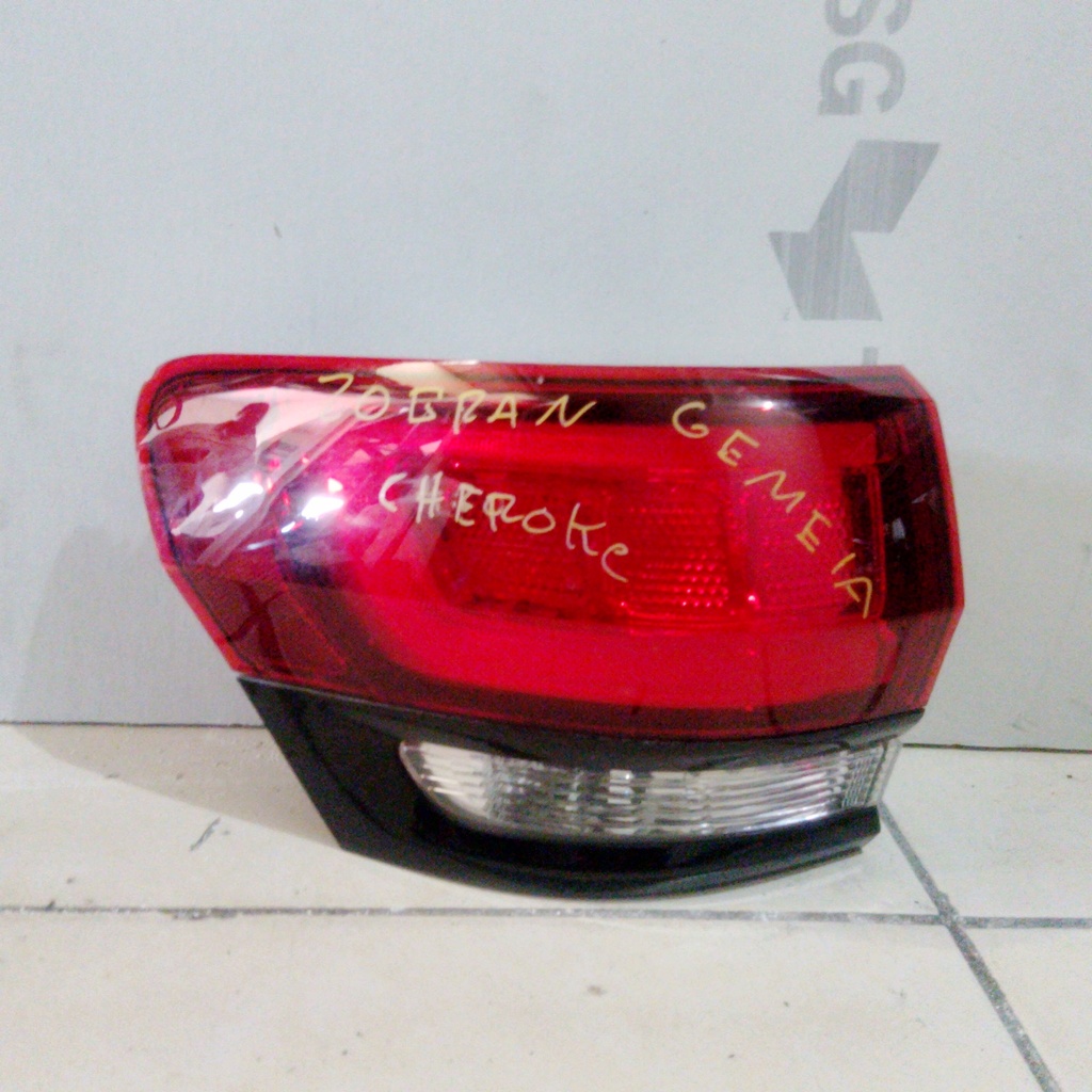 STOP LH GRAND CHEROKEE 20
