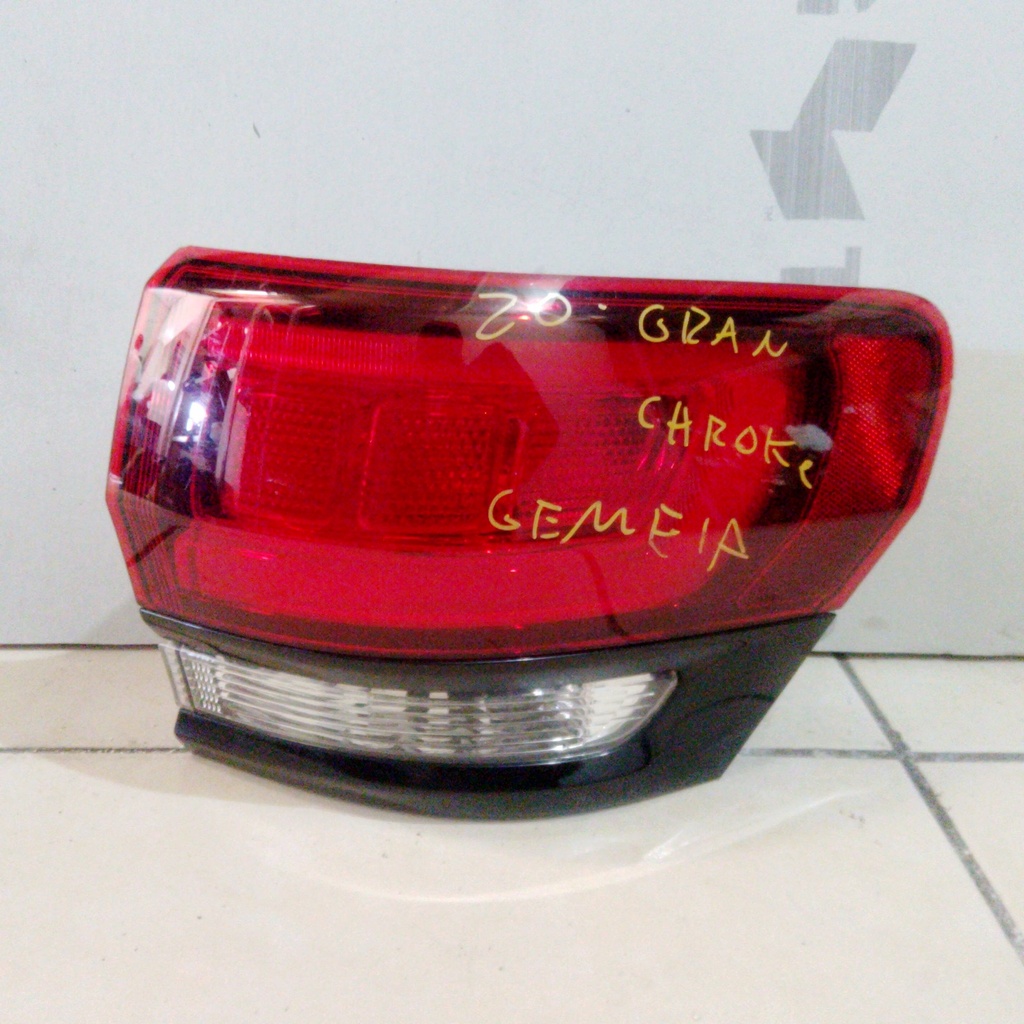 STOP GRAND CHEROKEE 20