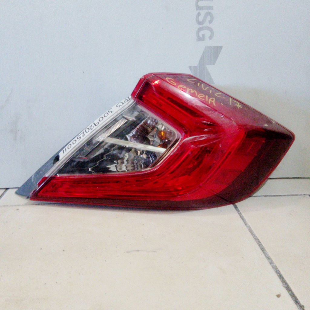 STOP RH CIVIC 17 SEDAN 4PTS