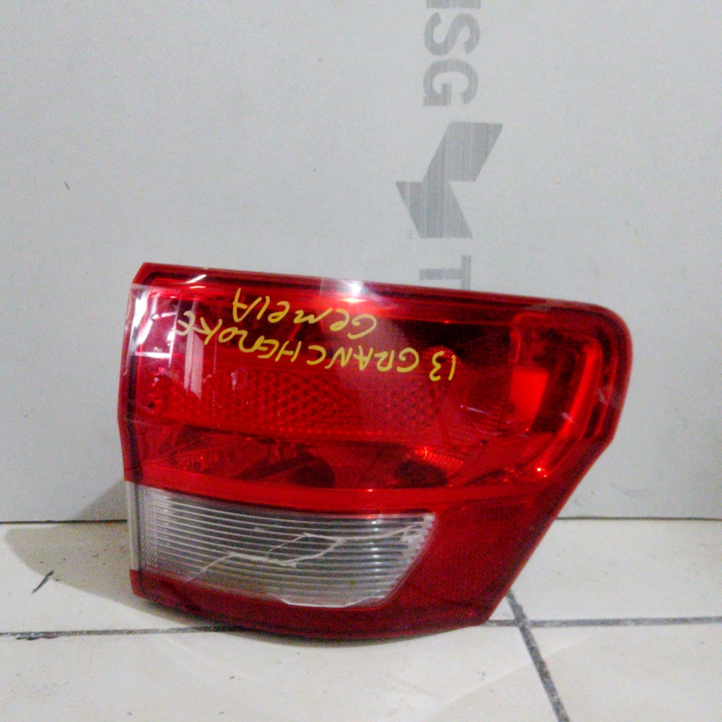 STOP RH GRAND CHEROKEE 13