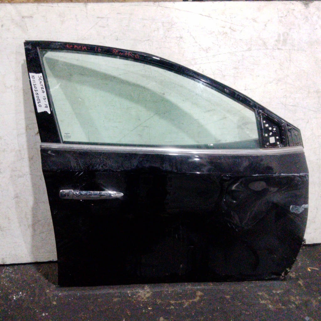 PUERTA RH SENTRA 13-19