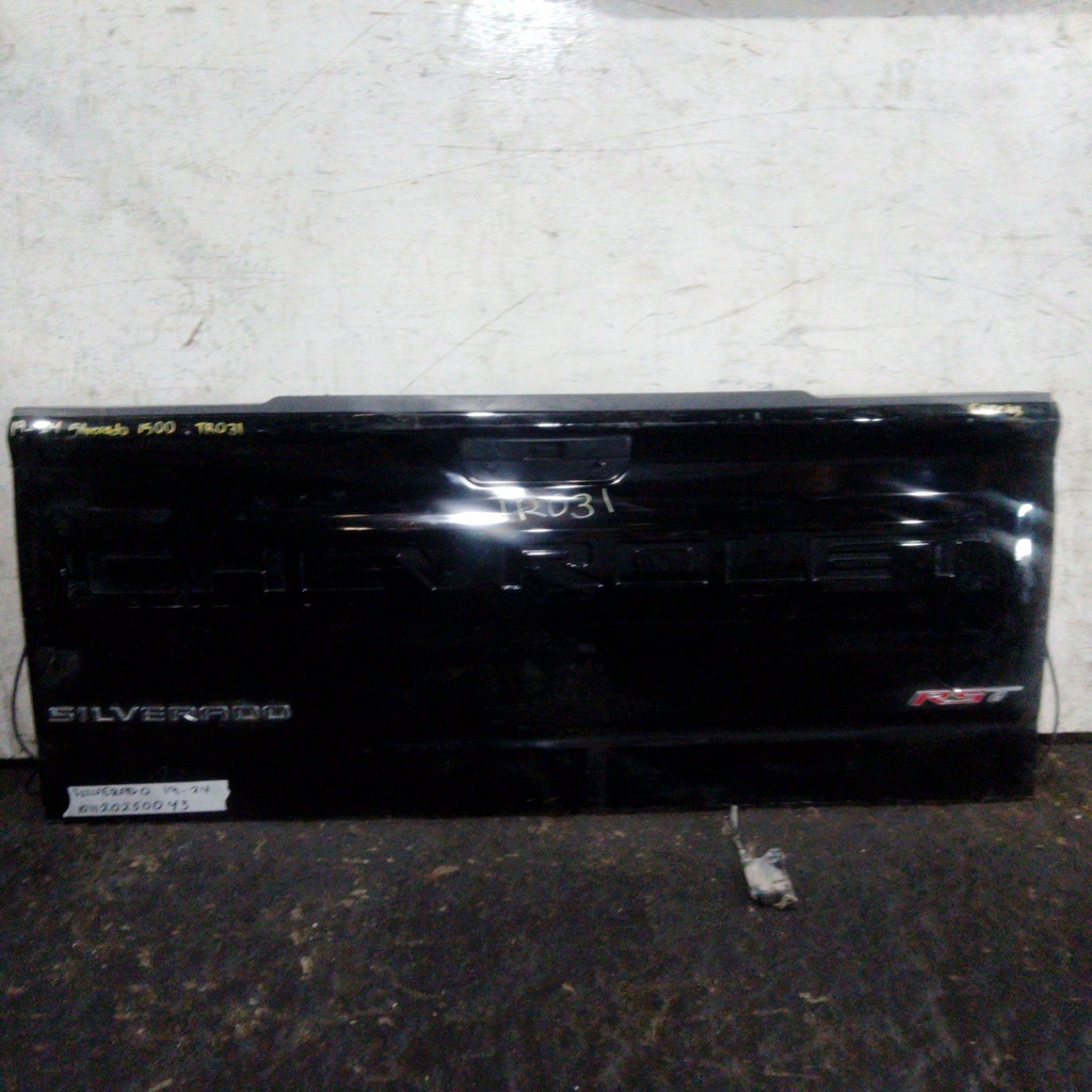 COMPUERTA  SILVERADO 19-24
