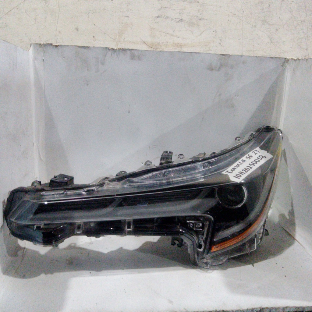 FARO LH COROLLA 23 SE