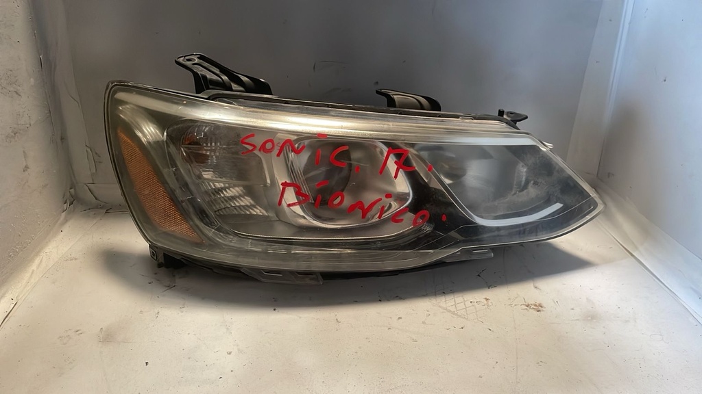 Faro RH CHEVROLET Sonic 2017