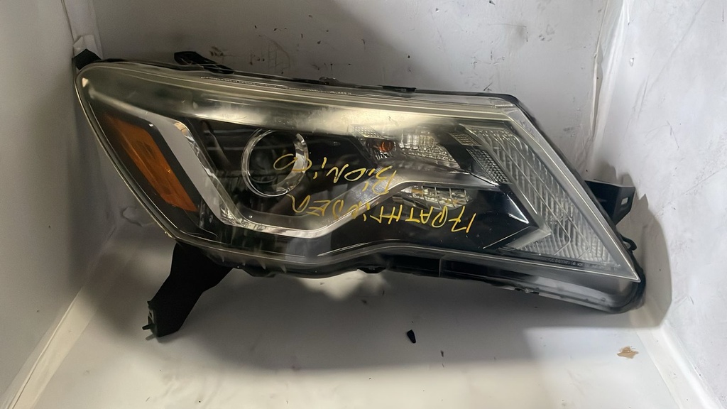 Faro RH NISSAN pathfinder 2017-20