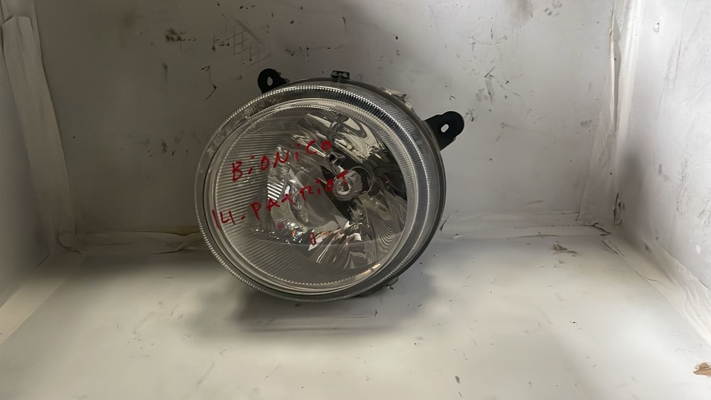 Faro RH Jeep patriot 14-17