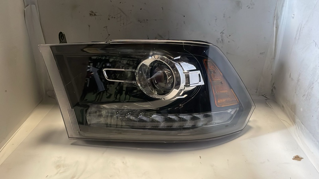 Faro Lh DODGE Ram 1500 2014-18