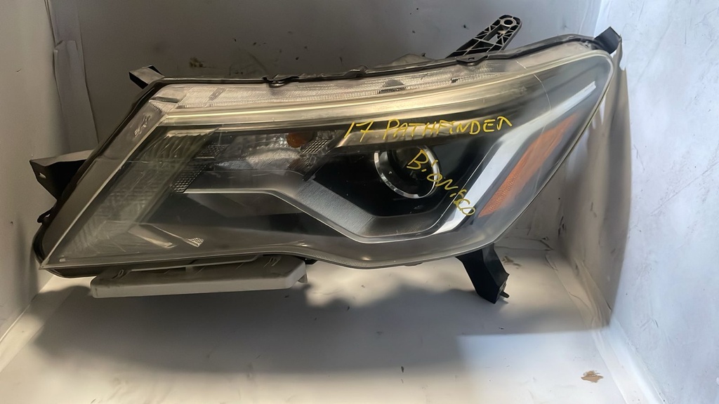 Faro Lh NISSAN Pathfinder 2017-19