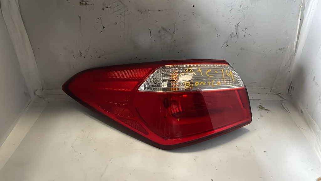 Stop LH Ford Explorer 13-16