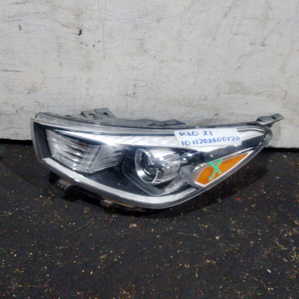 FARO LH KIA RIO 21