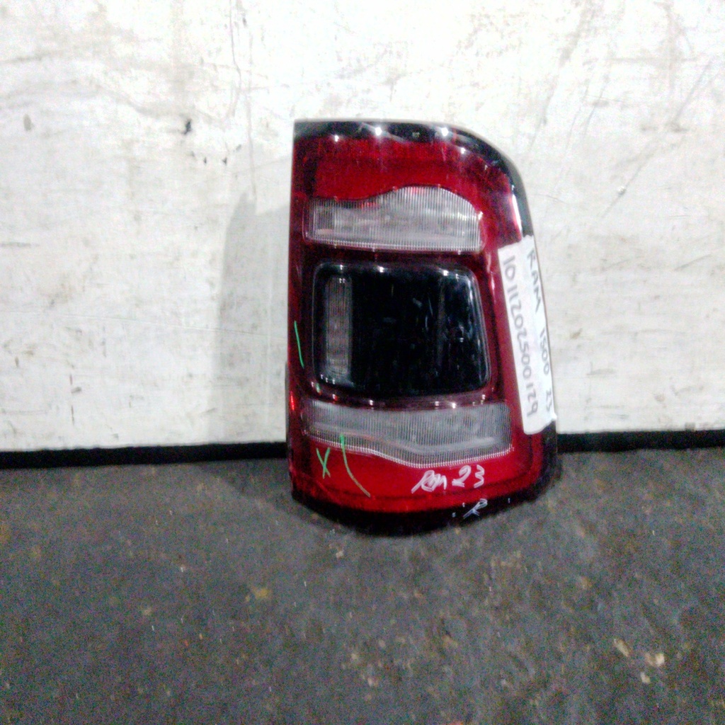 STOP RH RAM 1500 23