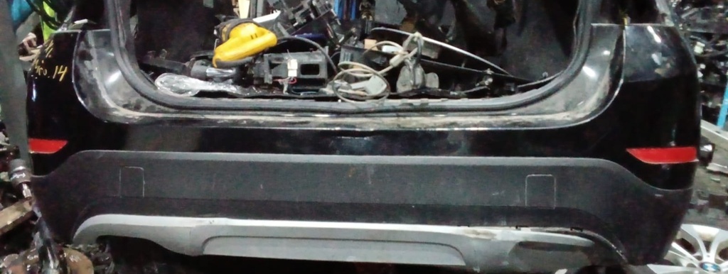 Bumper trasero BMW X1 14-16