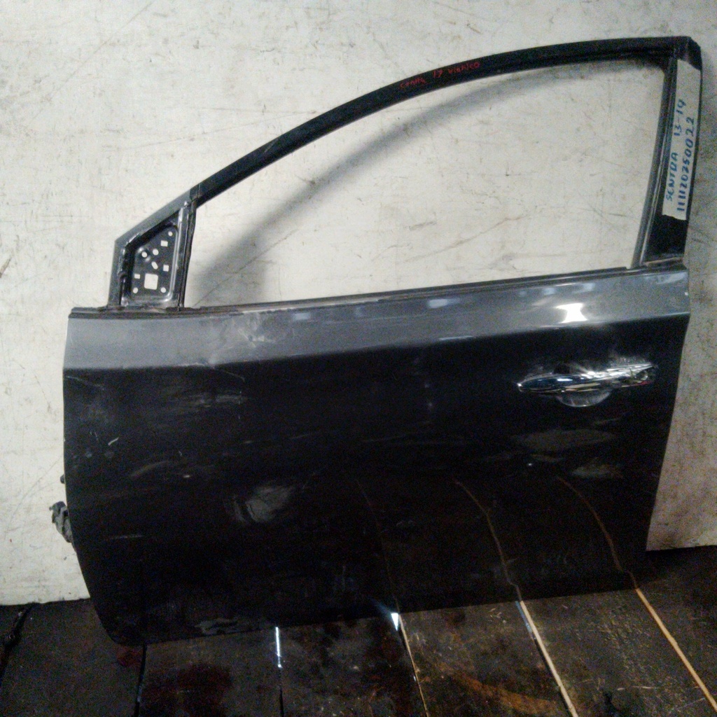 PUERTA LH SENTRA 13-19
