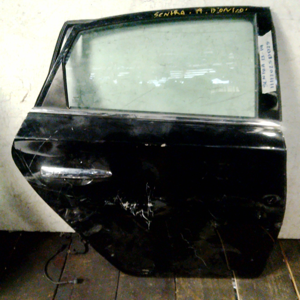 PUERTA TRH SENTRA 13-19