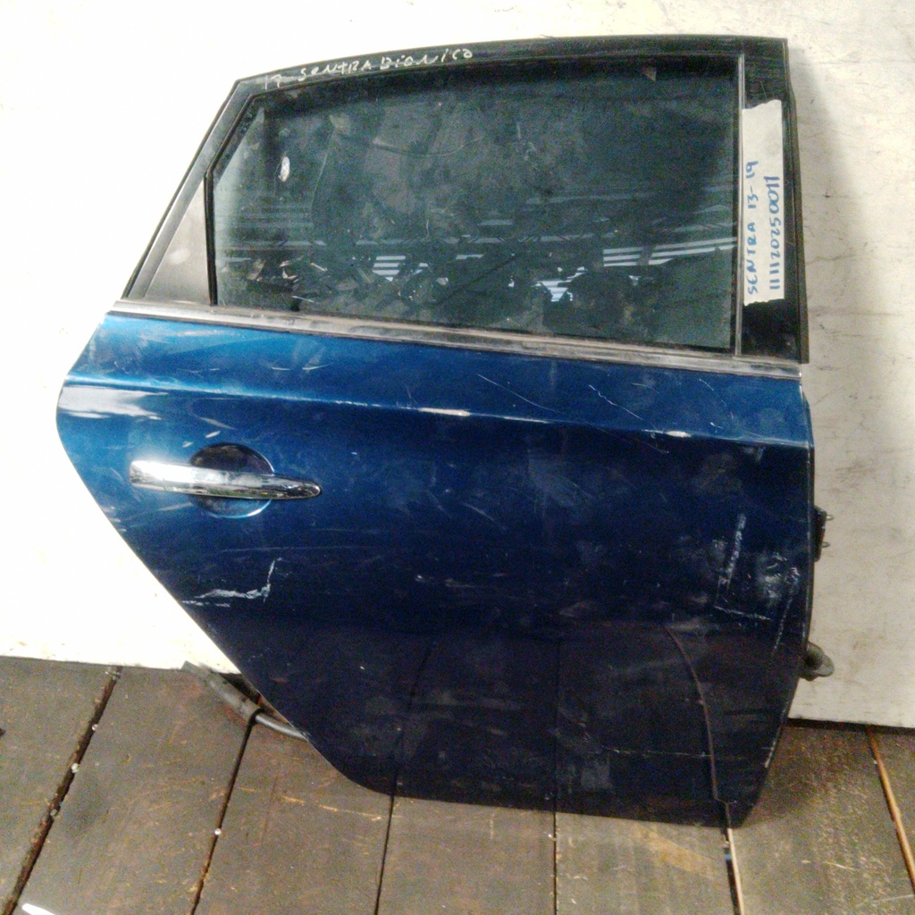 PUERTA TRH SENTRA 13-19