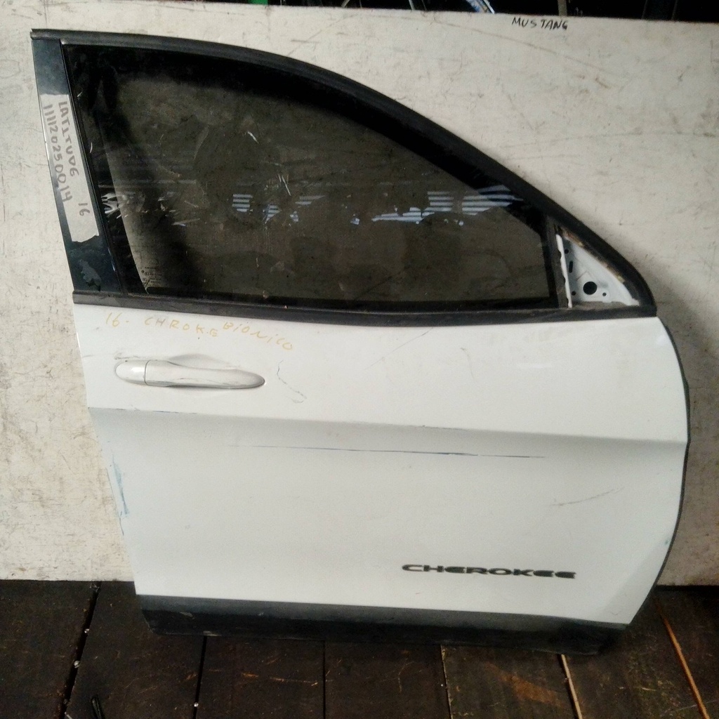 PUERTA  RH LATITUDE 14