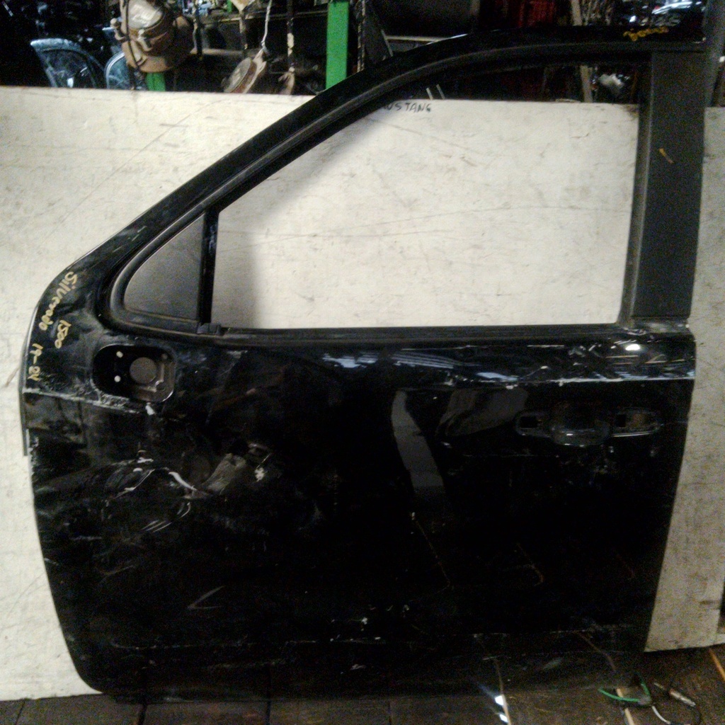 PUERTA LH SILVERADO 19 -24