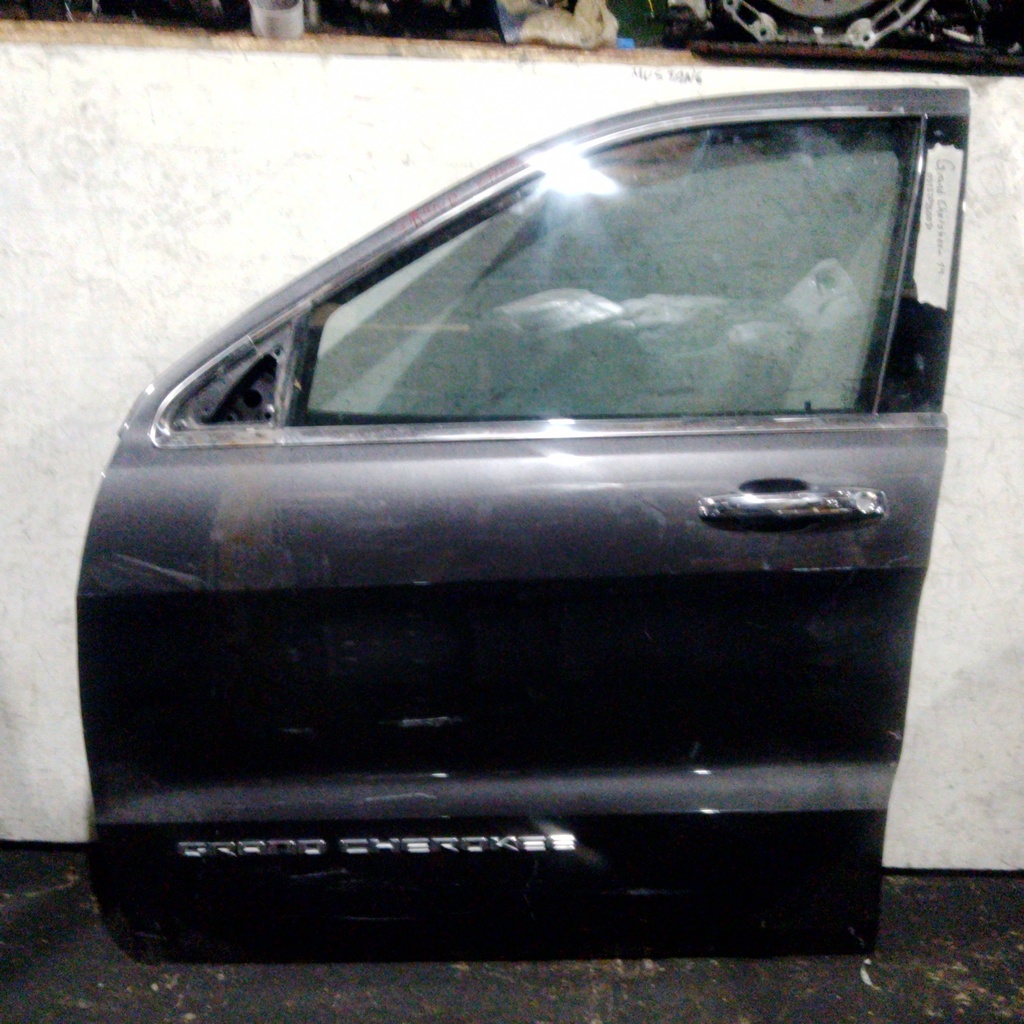PUERTA LH GRAND CHEROKEE 14