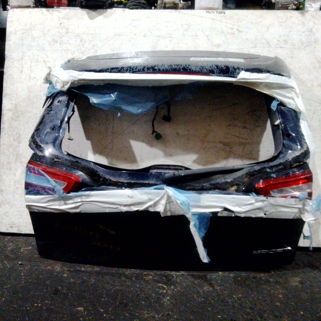 COMPUERTA LATITUDE 16