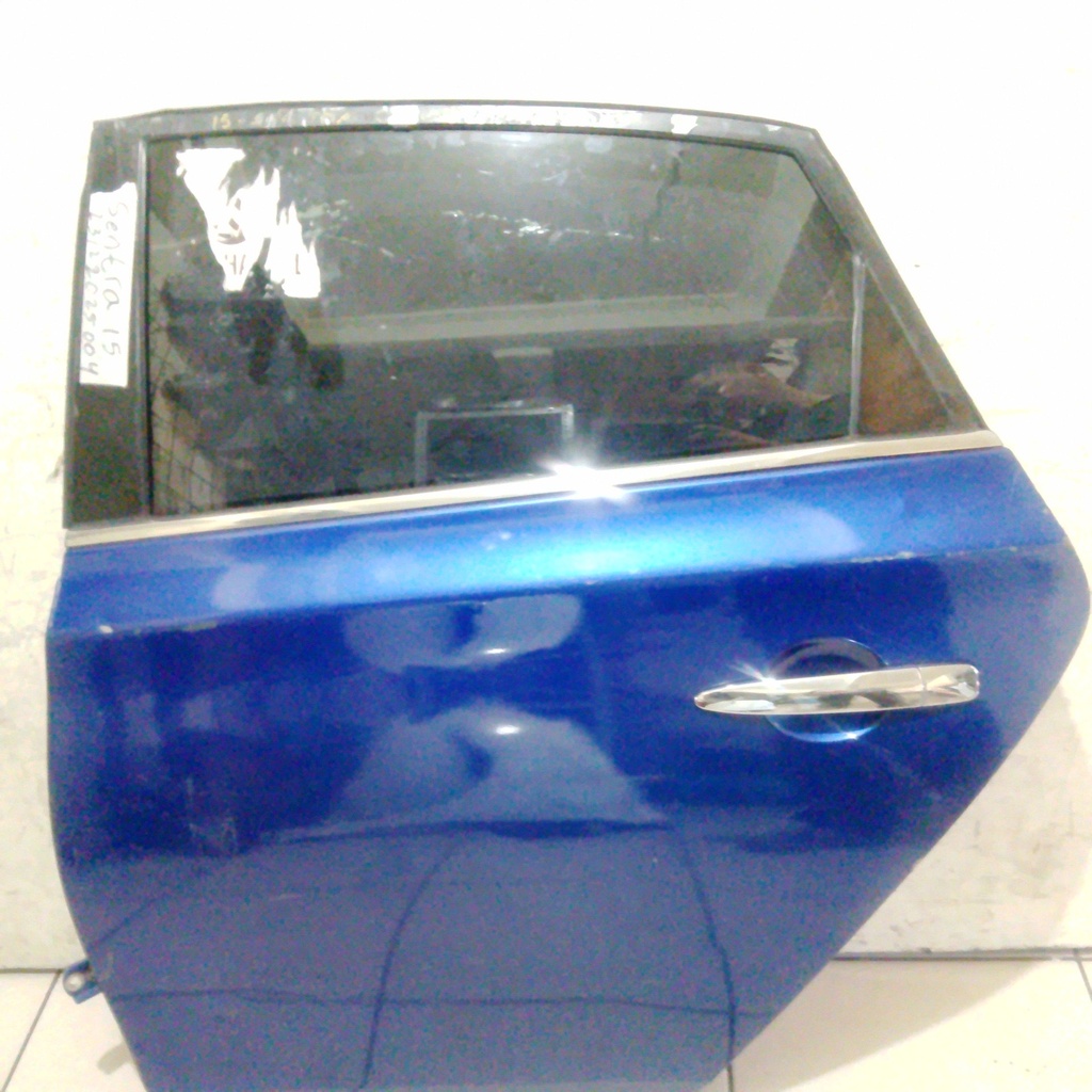 PUERTA TRH SENTRA 15