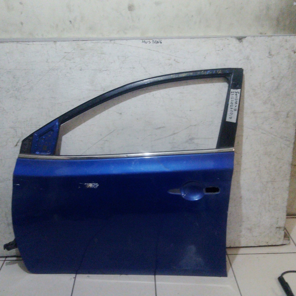 PUERTA TLH  SENTRA 15