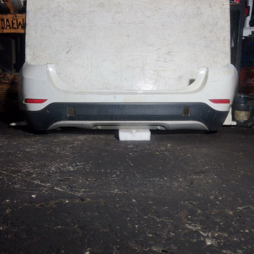 BUMPER TRASERO BMW X1 14