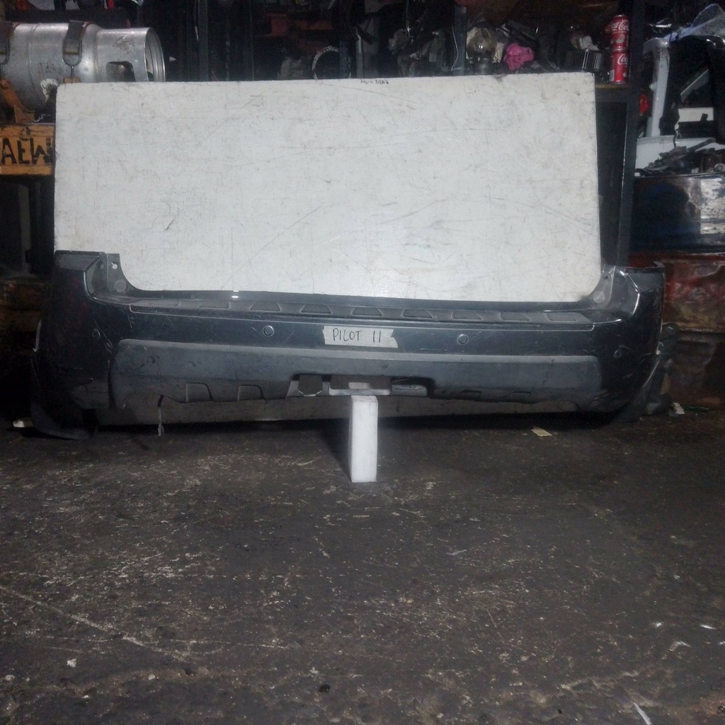 BUMPER TRASERO PILOT 11