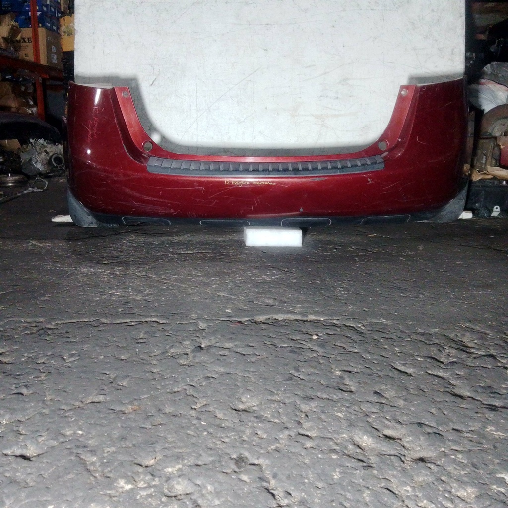 BUMPER TRASERO ROGUE 12