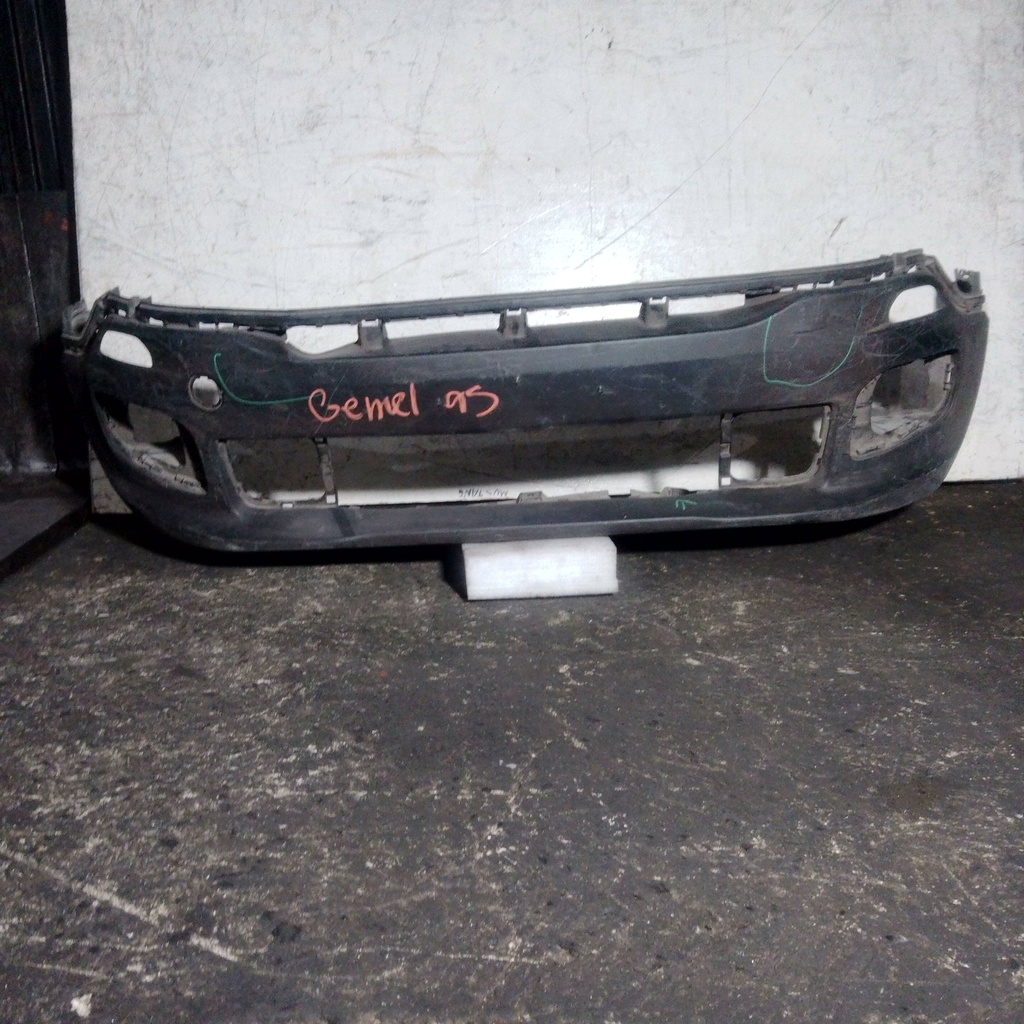 BUMPER DELANTERO INFERIOR RENEGADE 14-18