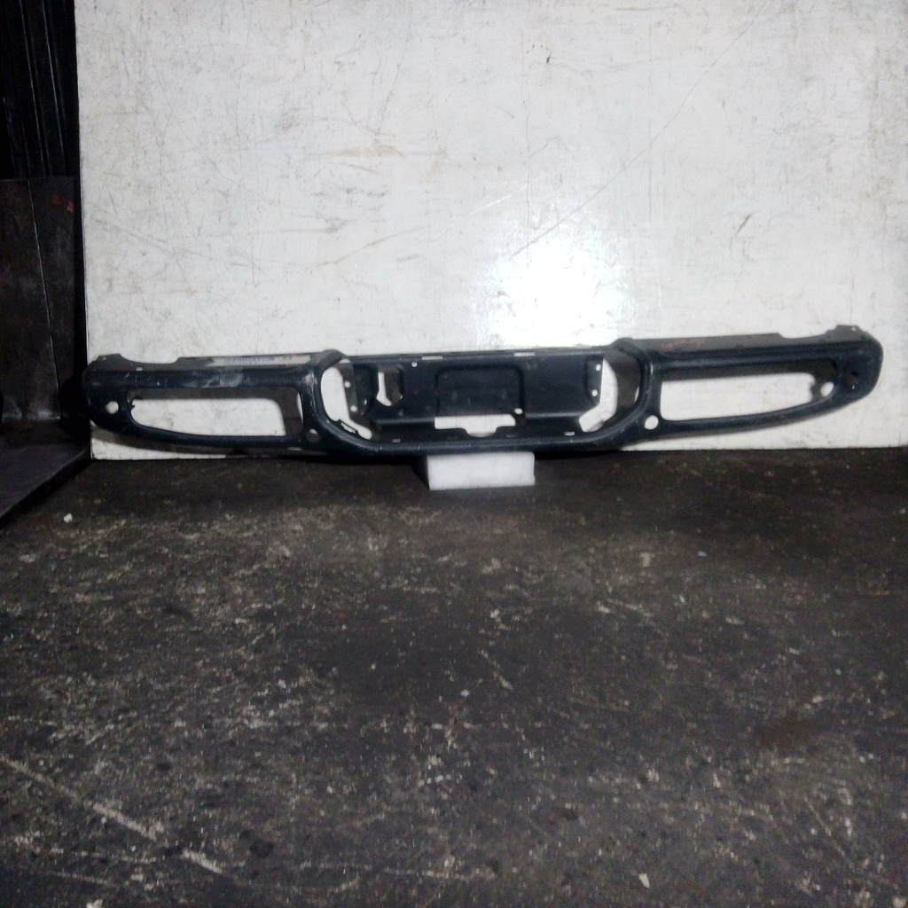 BUMPER TRASERO GLADIATOR 22