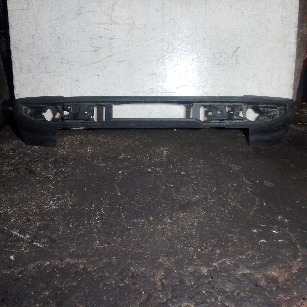 BUMPER DELANTERO BRONCO 21-23