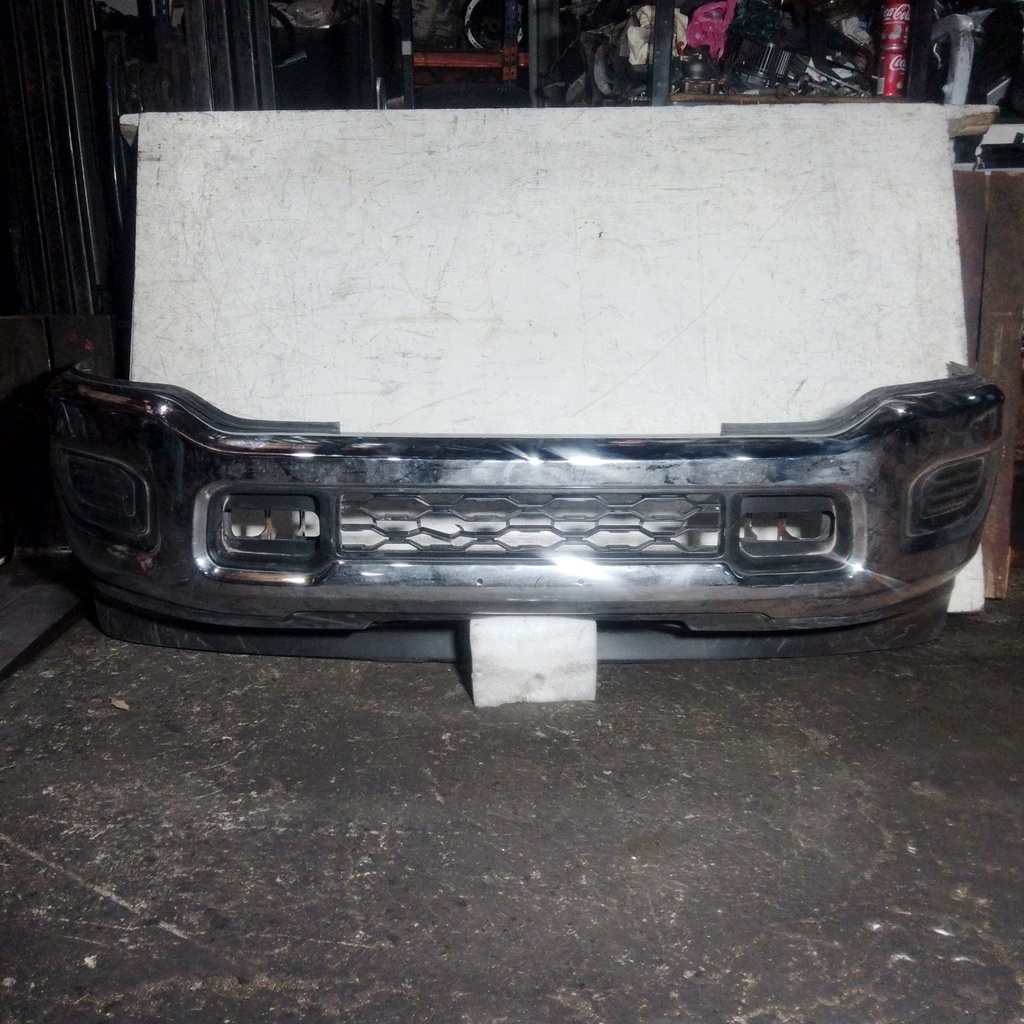 BUMPER DELANTERO DODGE RAM 2500 20