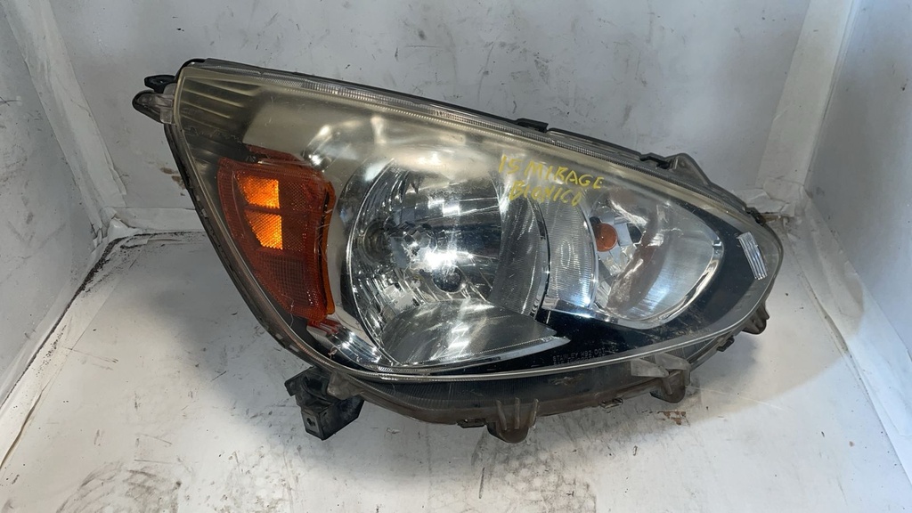 Faro MITSUBISHI Mirage 2014-16 RH